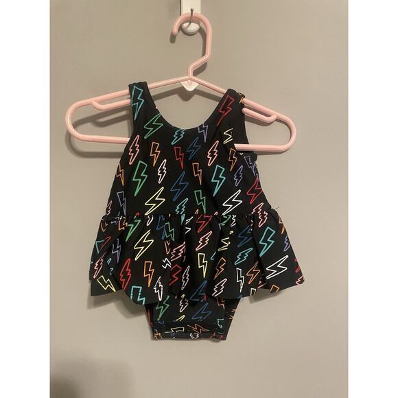 New Posh Peanut Baby Girl's One-Piece Zack Swimsuit Size 0-3 Months - Picture 1 of 6
